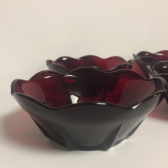 6 - Vintage Anchor Hocking Ruby Red Dessert Bowls - Picture 3 of 5